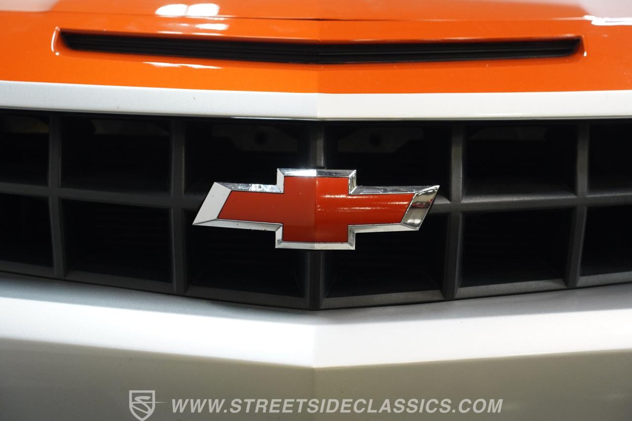 2011 Chevrolet Camaro 2SS Custom