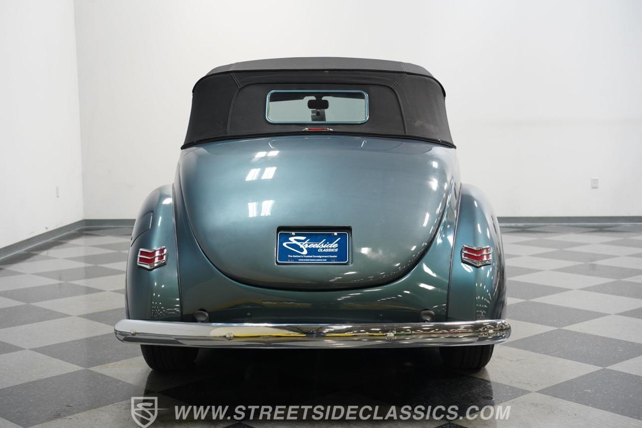 1940 Ford Deluxe Convertible