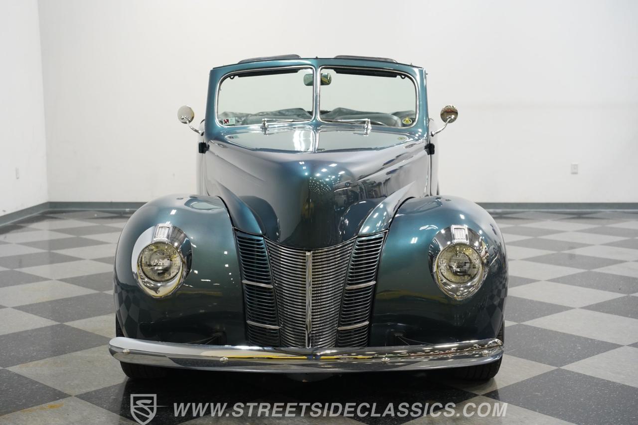 1940 Ford Deluxe Convertible