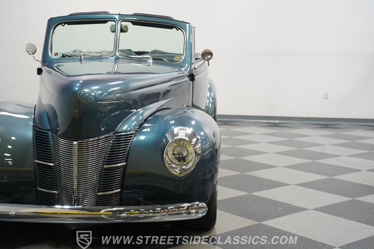 1940 Ford Deluxe Convertible