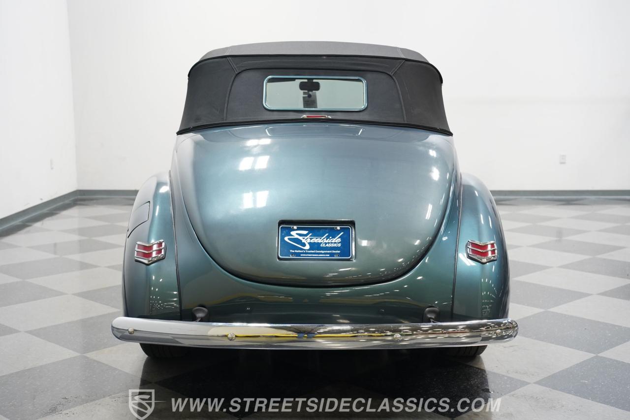 1940 Ford Deluxe Convertible