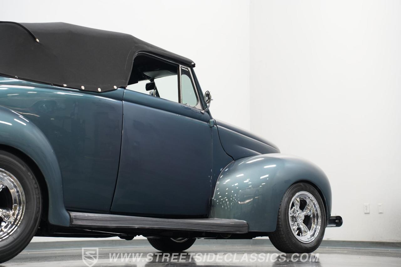 1940 Ford Deluxe Convertible