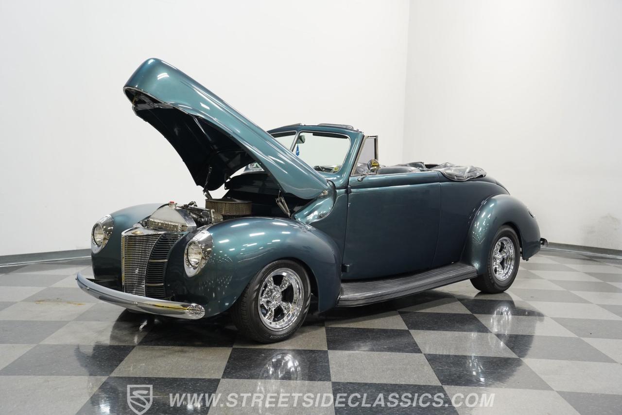 1940 Ford Deluxe Convertible