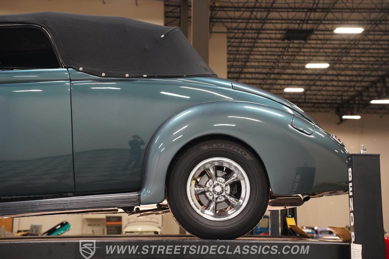 1940 Ford Deluxe Convertible