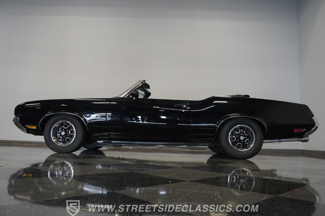 1970 Oldsmobile Cutlass Supreme Convertible