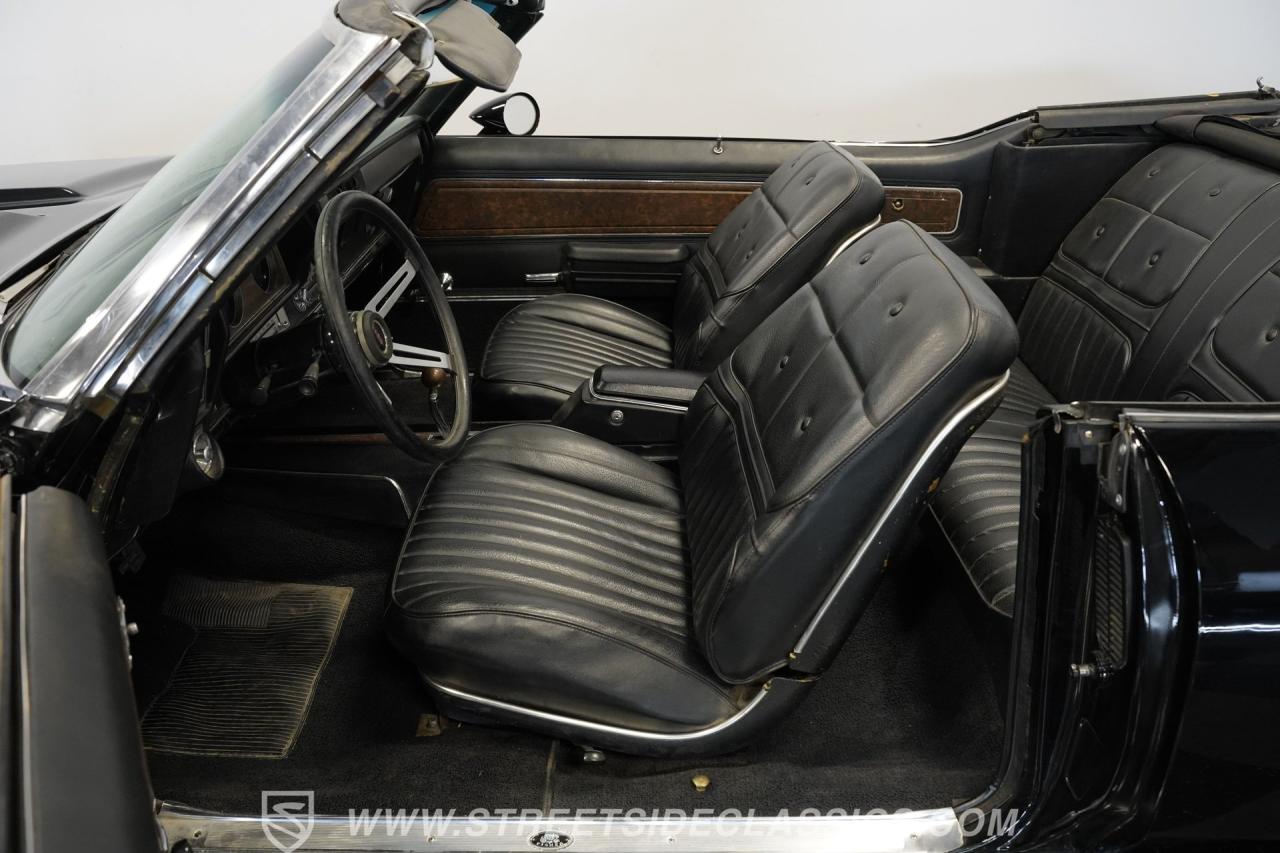 1970 Oldsmobile Cutlass Supreme Convertible