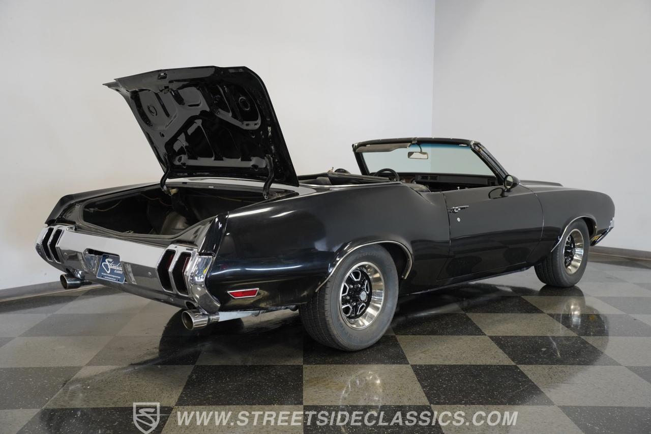 1970 Oldsmobile Cutlass Supreme Convertible