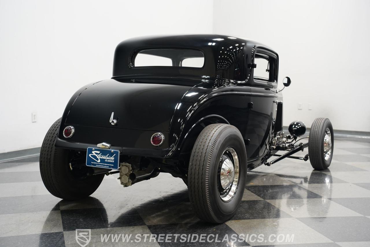 1932 Ford 3-Window Coupe