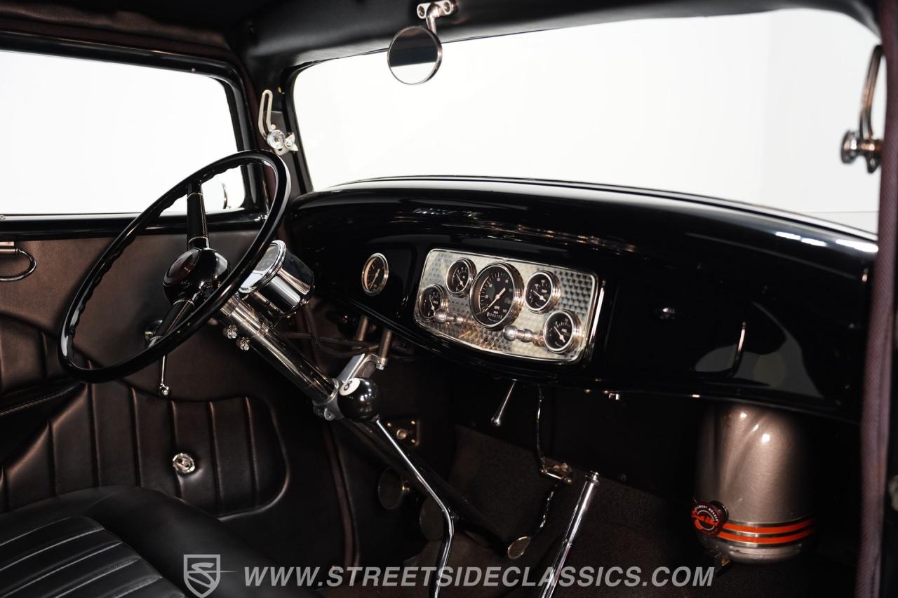 1932 Ford 3-Window Coupe