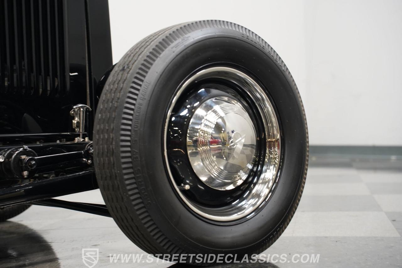 1932 Ford 3-Window Coupe