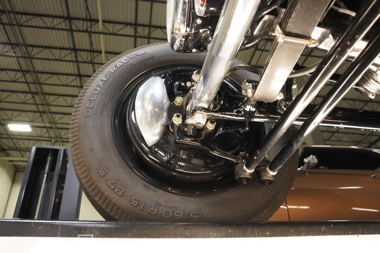 1932 Ford 3-Window Coupe