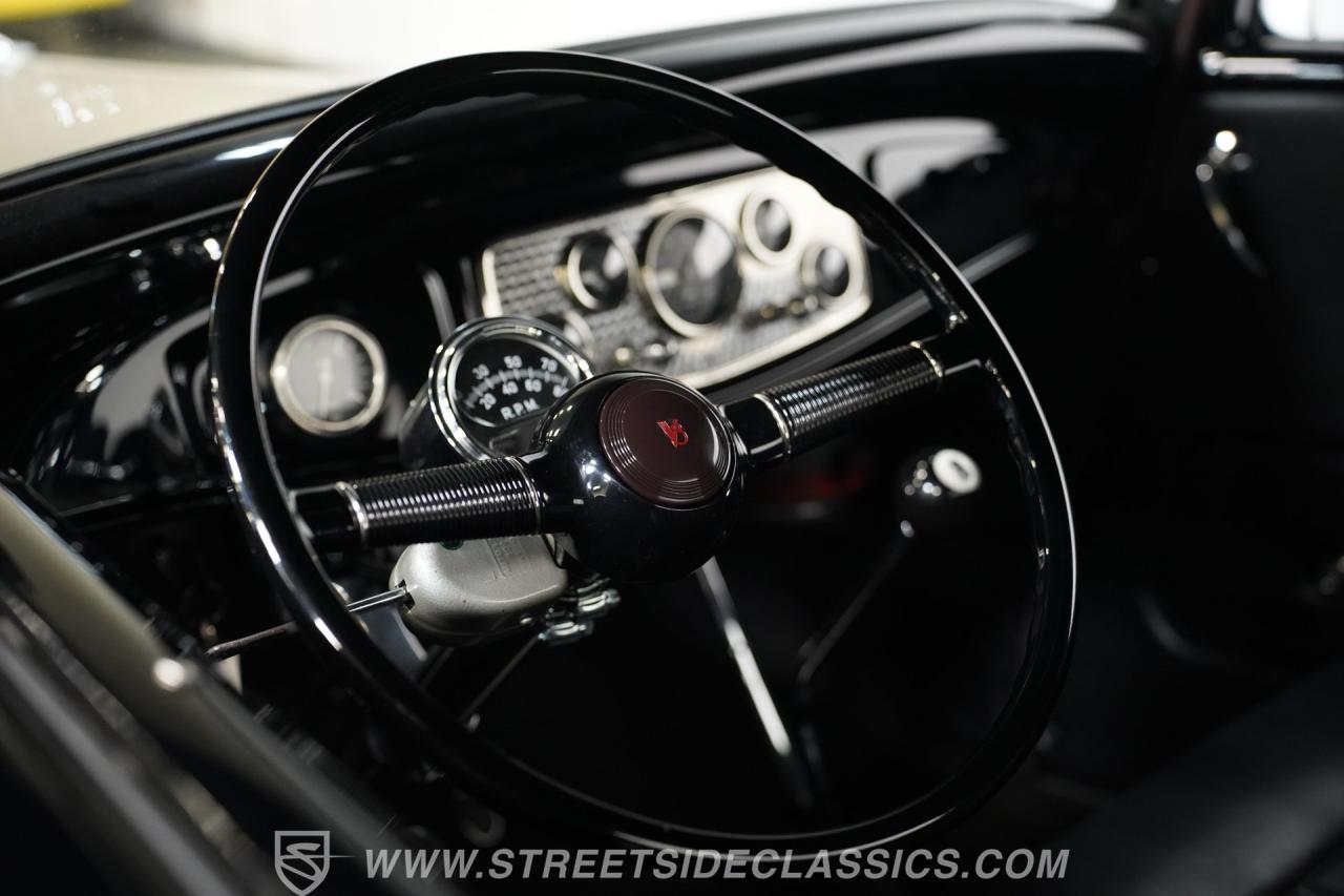 1932 Ford 3-Window Coupe