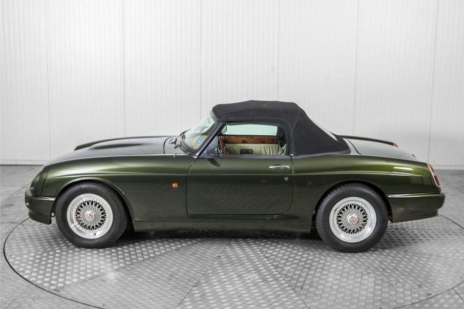1994 MG RV8