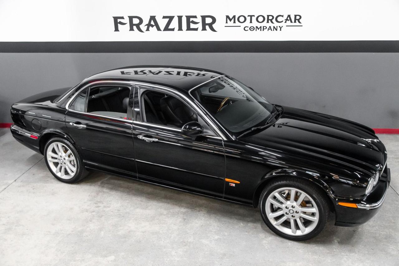 2004 Jaguar XJR SUPERCHARGED V8