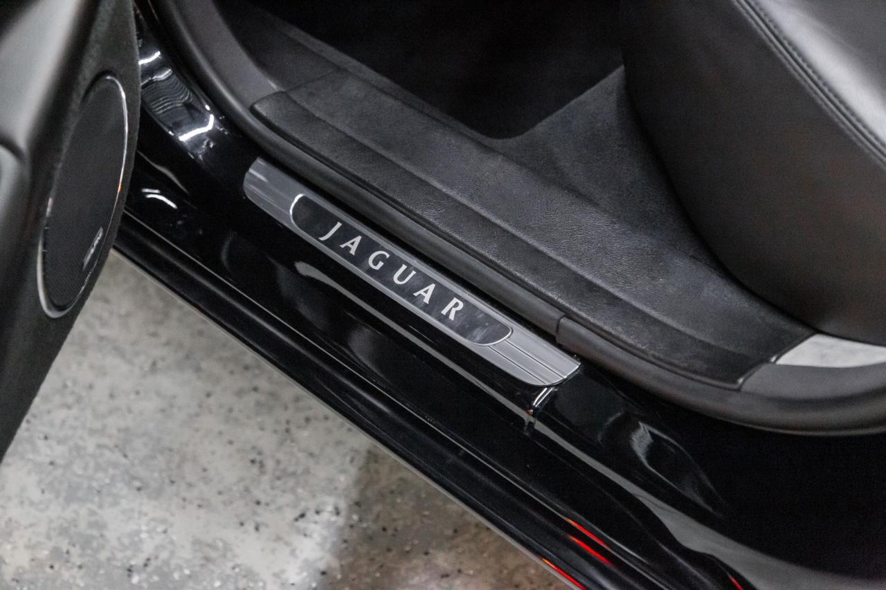 2004 Jaguar XJR SUPERCHARGED V8