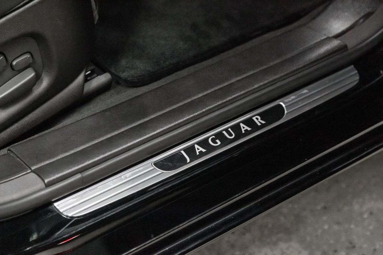 2004 Jaguar XJR SUPERCHARGED V8