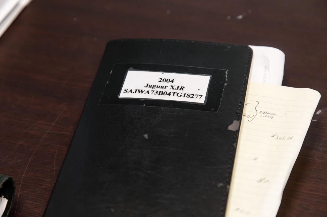 2004 Jaguar XJR SUPERCHARGED V8