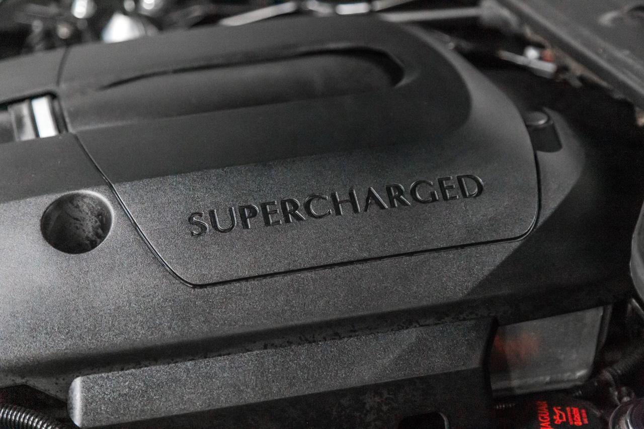 2004 Jaguar XJR SUPERCHARGED V8