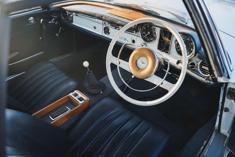 1964 Mercedes - Benz 230 SL PAGODA