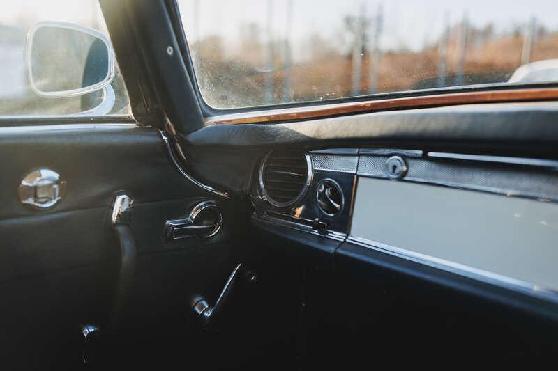 1964 Mercedes - Benz 230 SL PAGODA