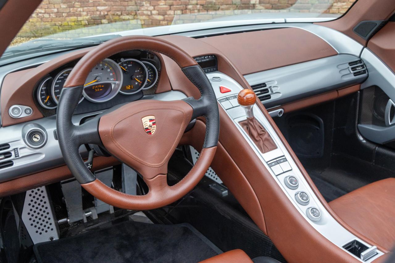 2005 Porsche Carrera GT &ldquo;The road-going race car&rdquo;