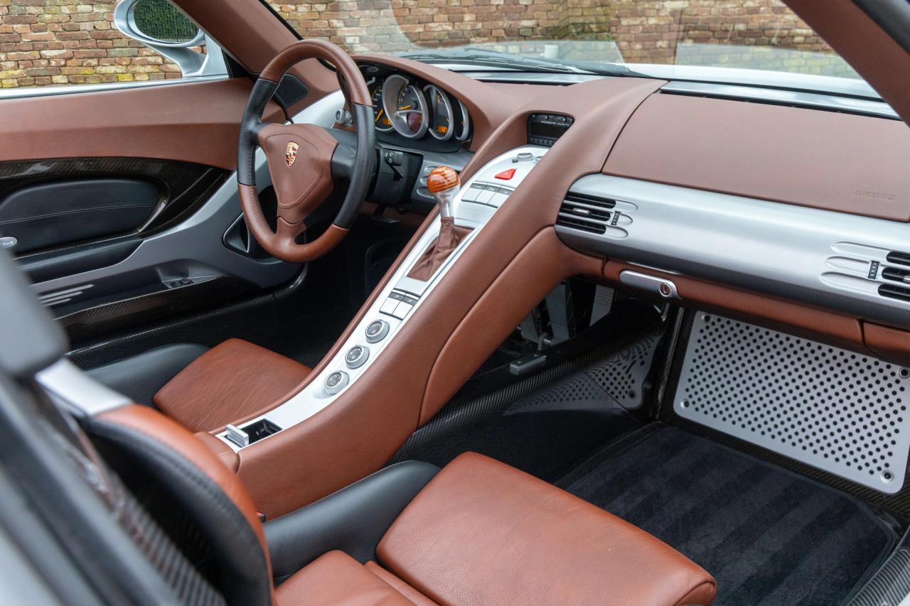 2005 Porsche Carrera GT &ldquo;The road-going race car&rdquo;