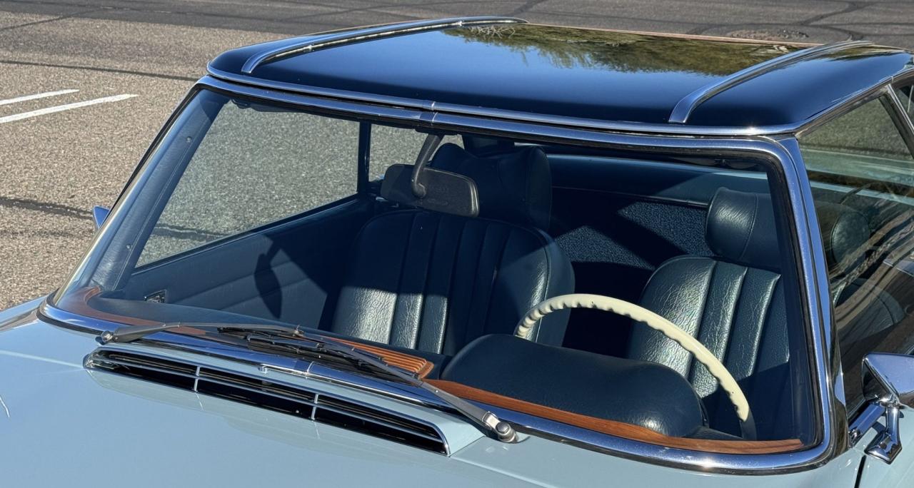 1971 Mercedes - Benz 280 SL Pagoda