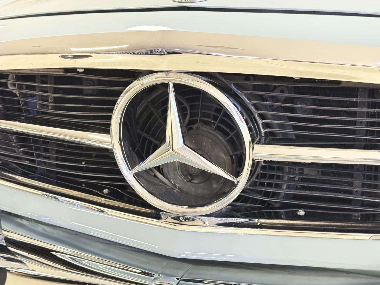 1971 Mercedes - Benz 280 SL Pagoda