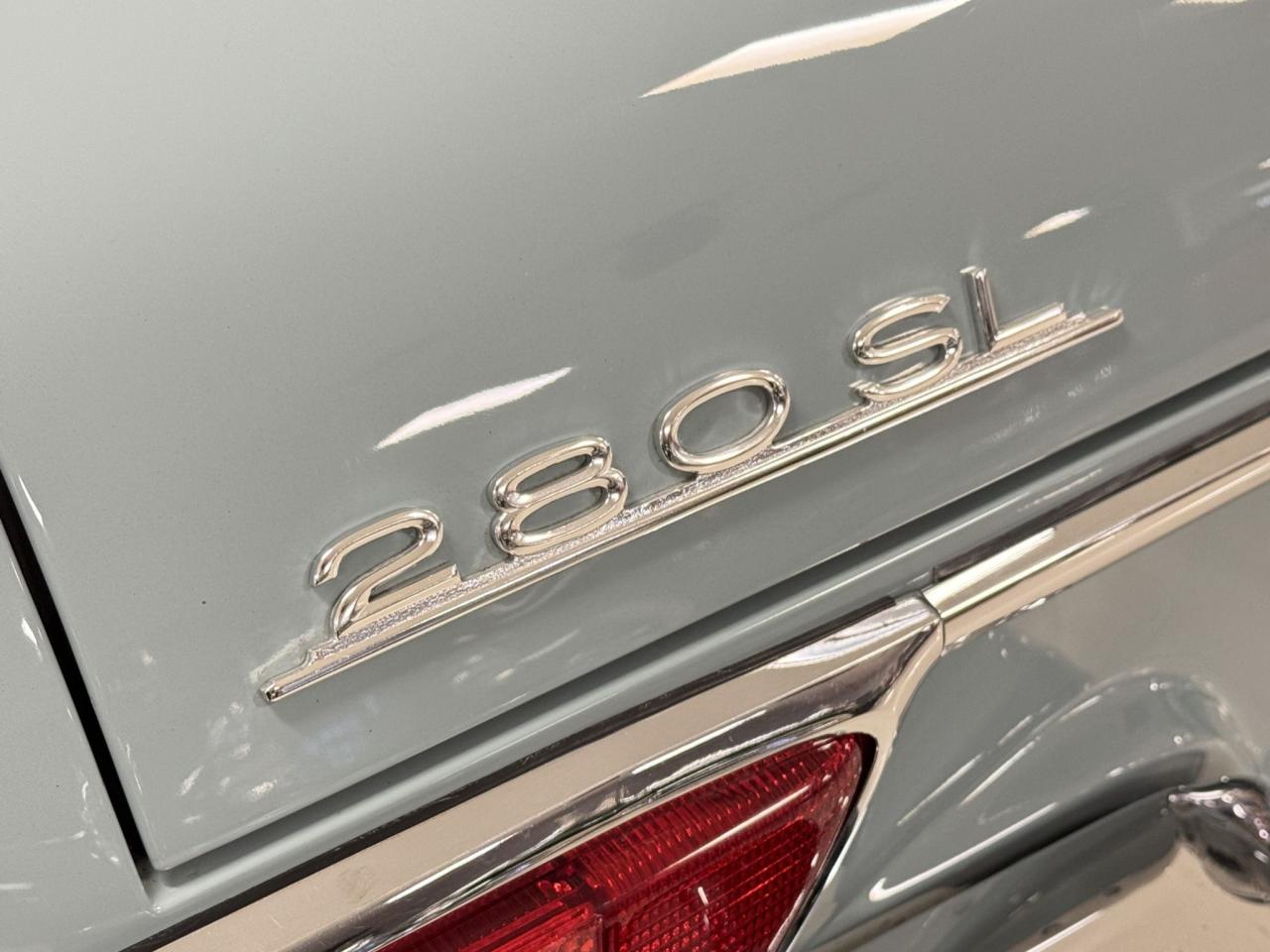 1971 Mercedes - Benz 280 SL Pagoda