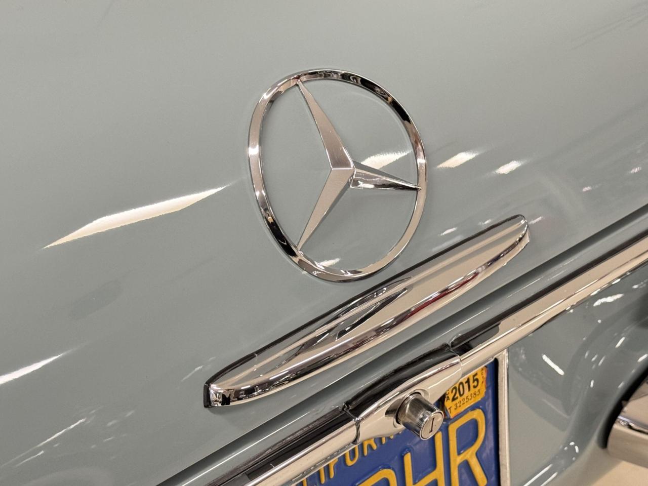 1971 Mercedes - Benz 280 SL Pagoda