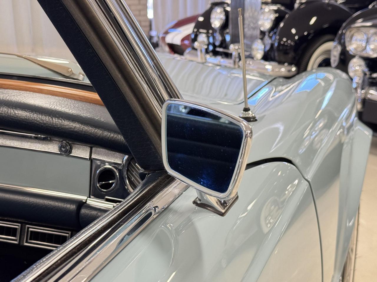 1971 Mercedes - Benz 280 SL Pagoda