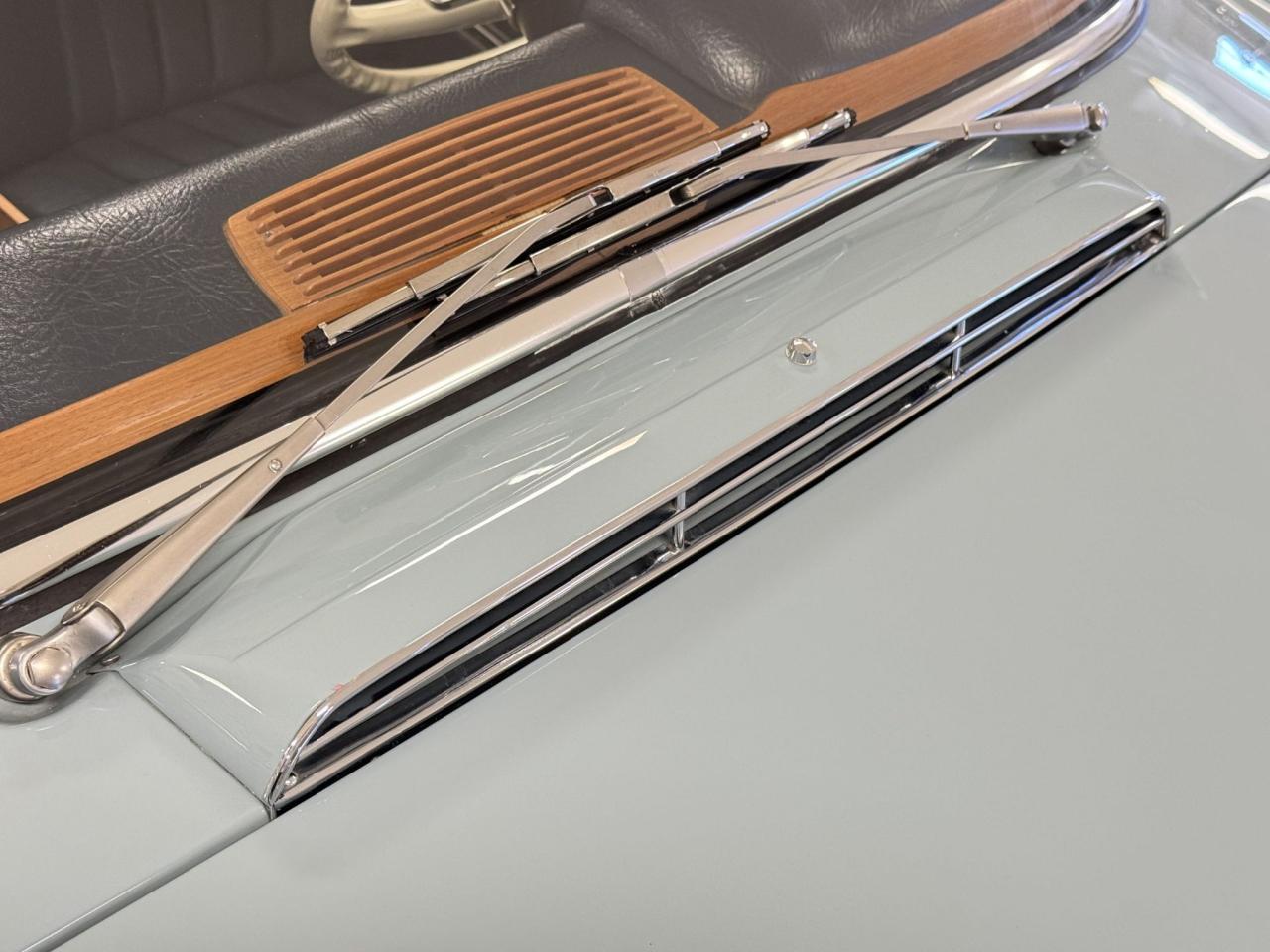 1971 Mercedes - Benz 280 SL Pagoda