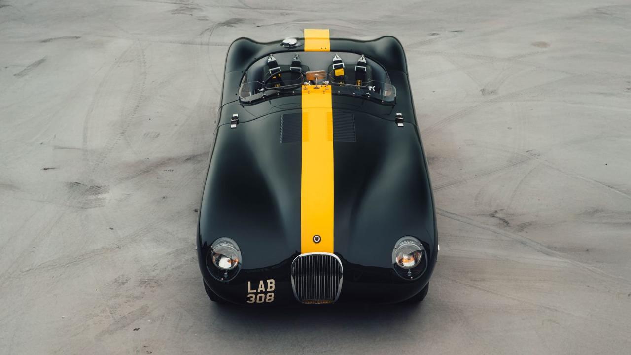 1952 Jaguar C-Type Recreation by Lynx