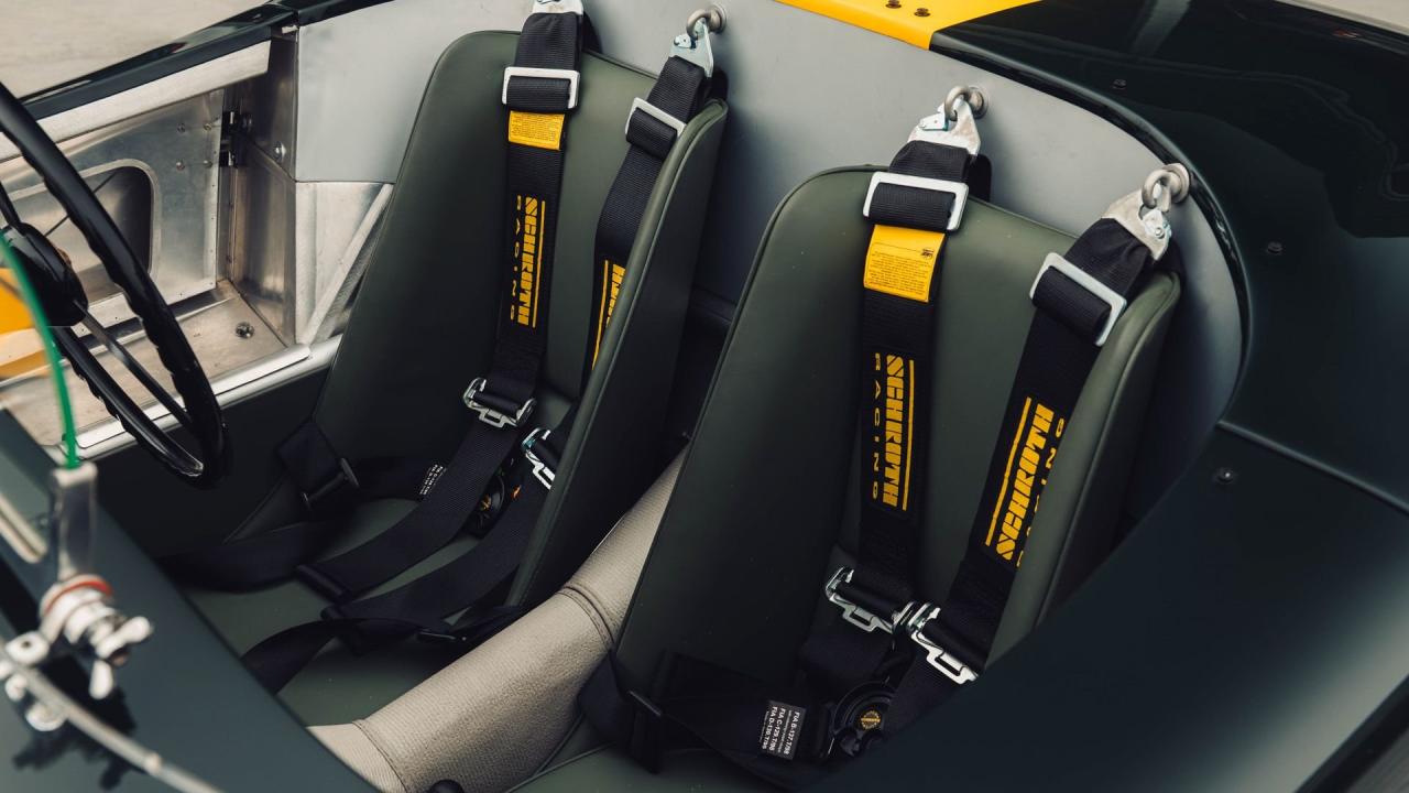 1952 Jaguar C-Type Recreation by Lynx