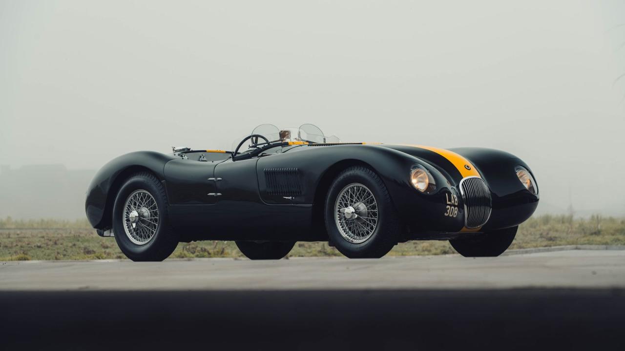 1952 Jaguar C-Type Recreation by Lynx