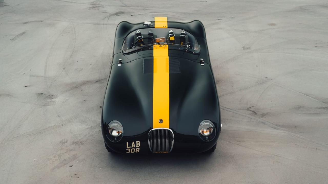 1952 Jaguar C-Type Recreation by Lynx