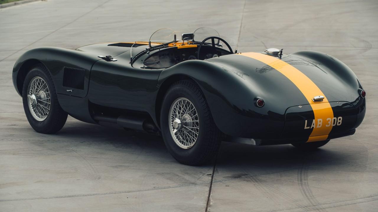 1952 Jaguar C-Type Recreation by Lynx