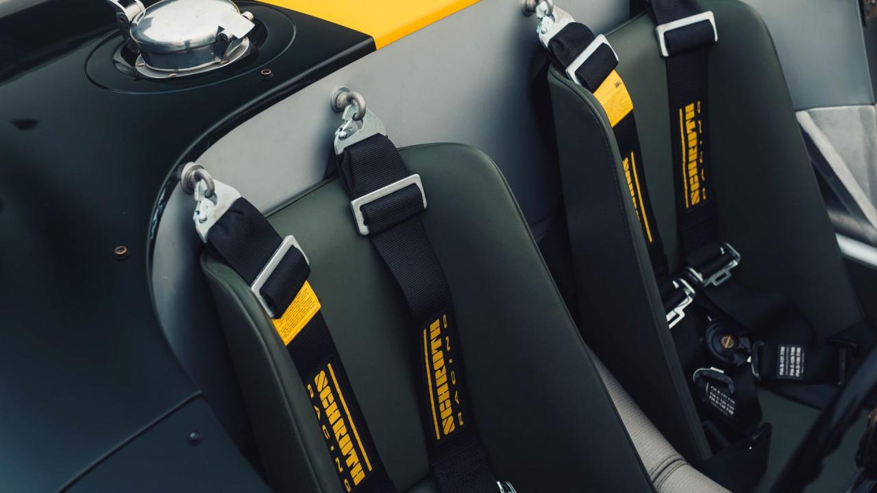 1952 Jaguar C-Type Recreation by Lynx