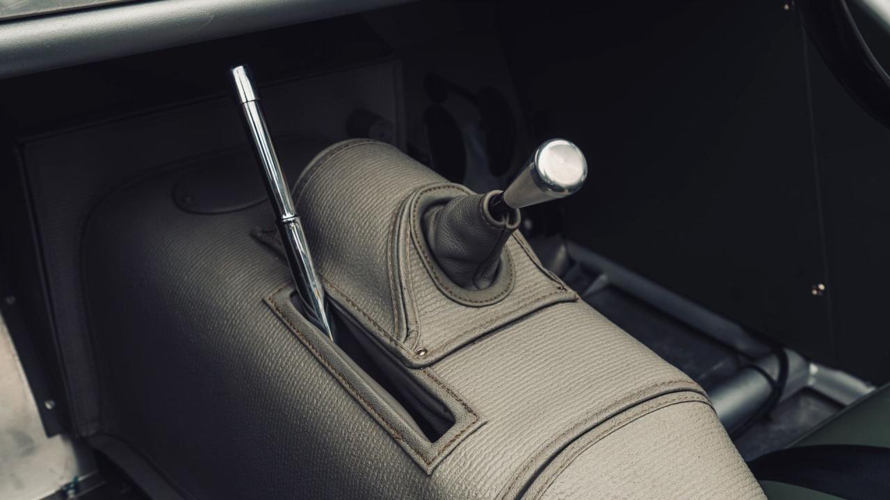 1952 Jaguar C-Type Recreation by Lynx