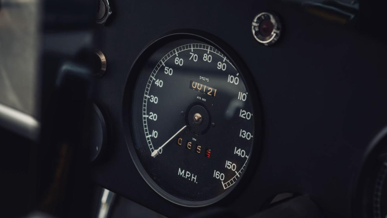 1952 Jaguar C-Type Recreation by Lynx