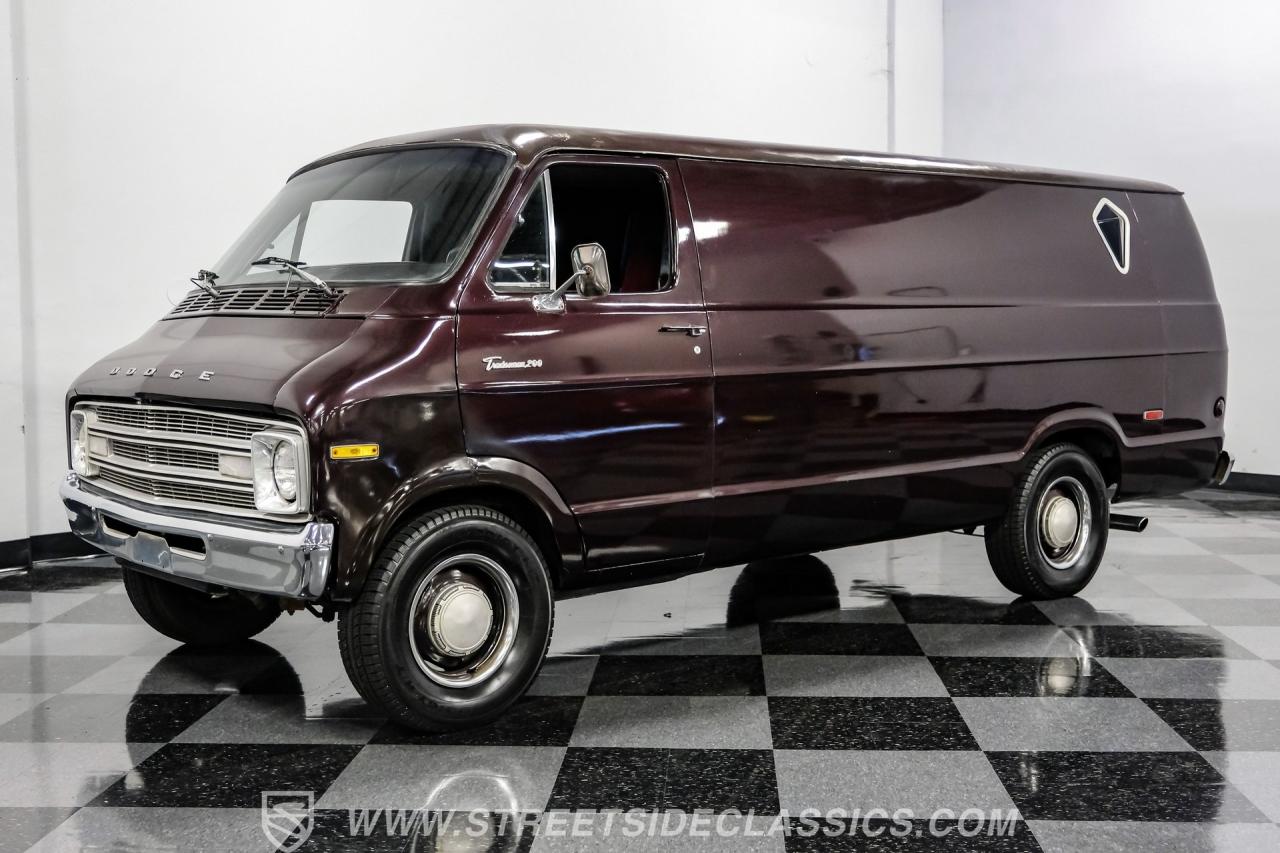 1977 Dodge B200 Tradesman Van