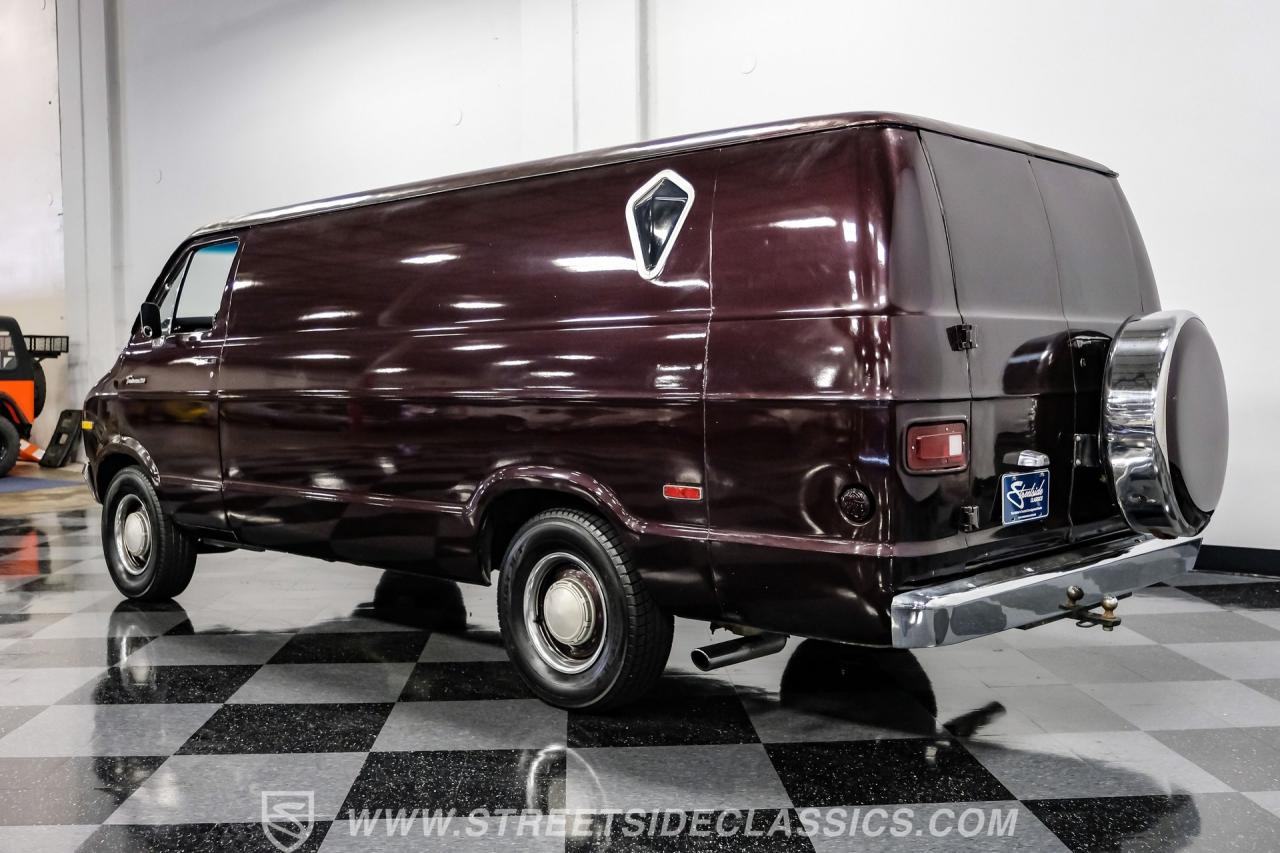 1977 Dodge B200 Tradesman Van