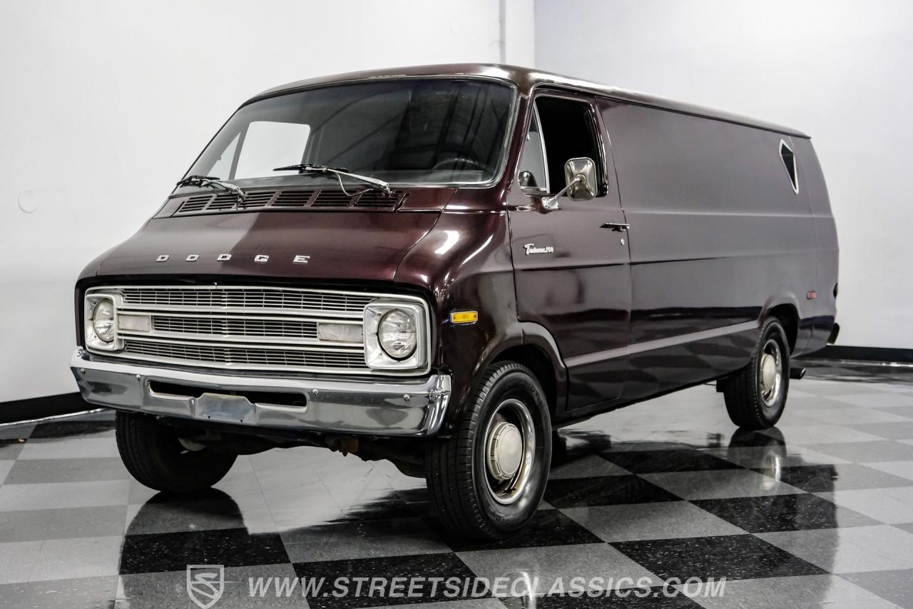 1977 Dodge B200 Tradesman Van