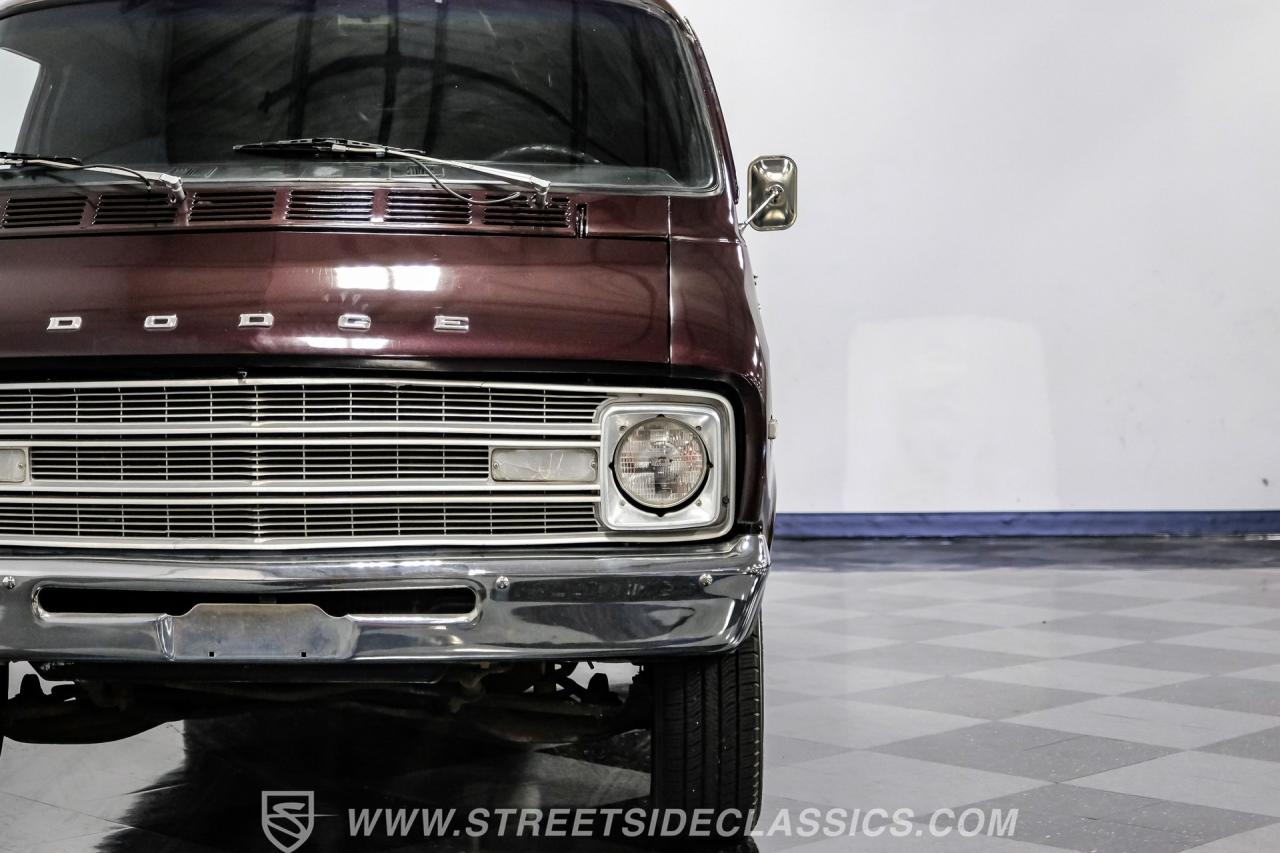 1977 Dodge B200 Tradesman Van