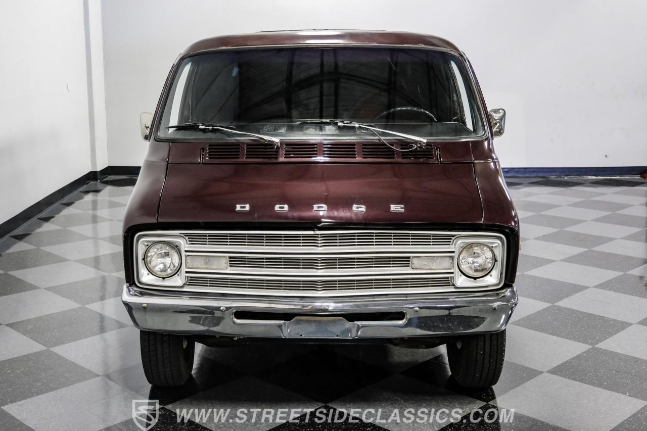 1977 Dodge B200 Tradesman Van