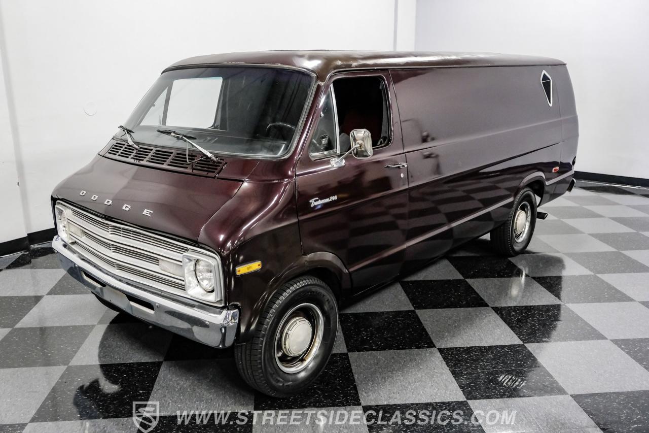 1977 Dodge B200 Tradesman Van