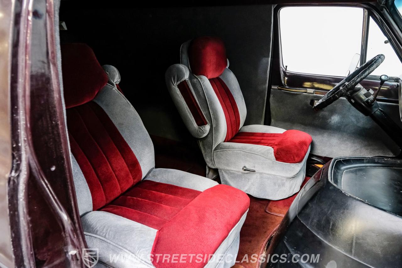 1977 Dodge B200 Tradesman Van