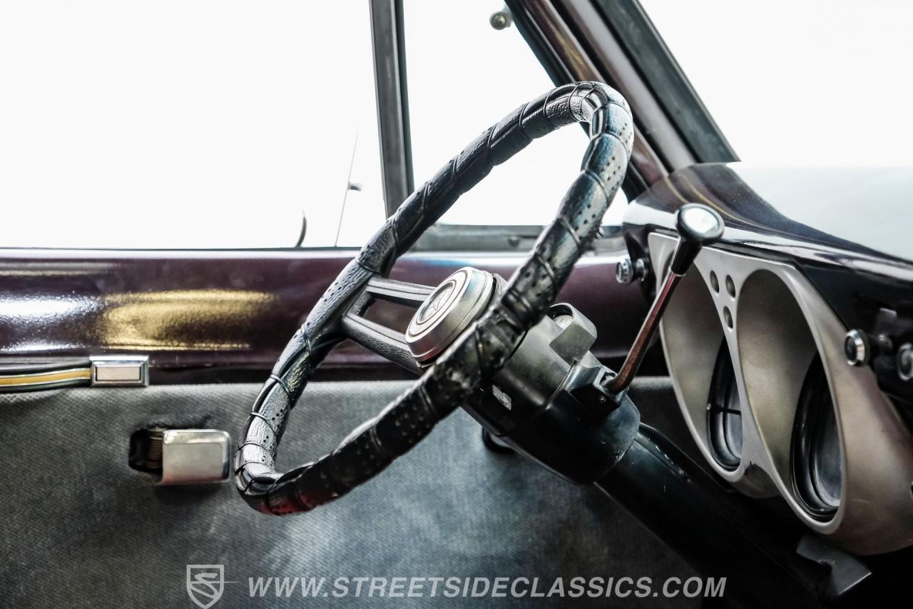 1977 Dodge B200 Tradesman Van