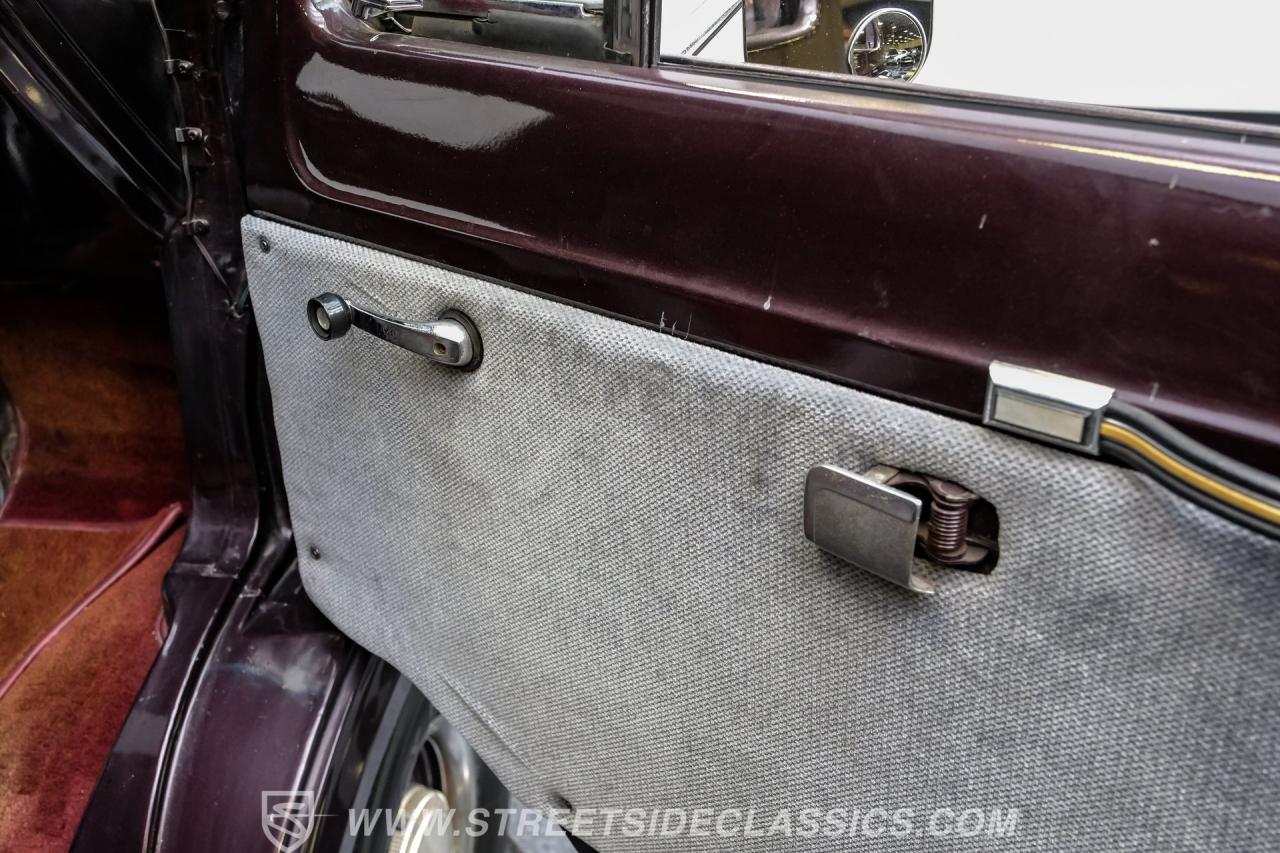 1977 Dodge B200 Tradesman Van