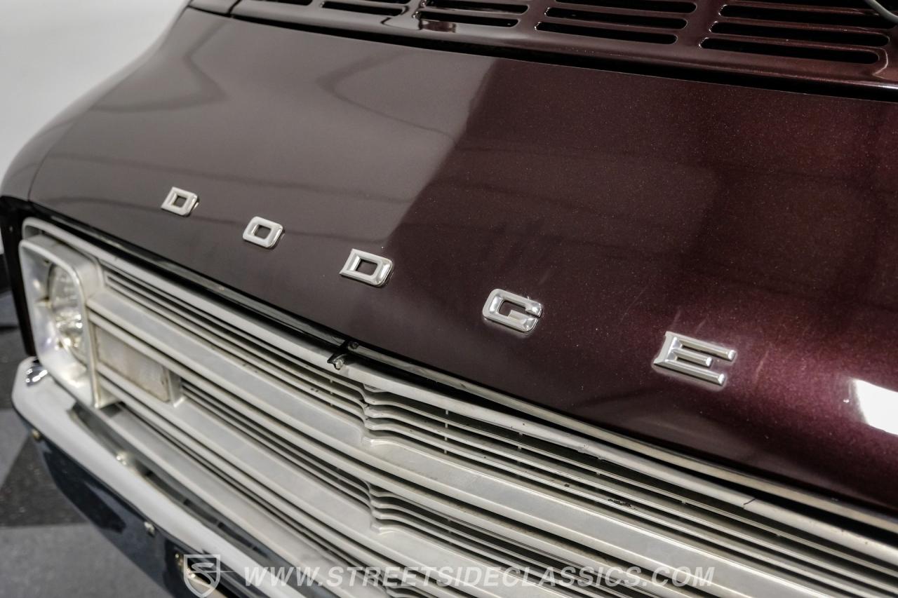 1977 Dodge B200 Tradesman Van